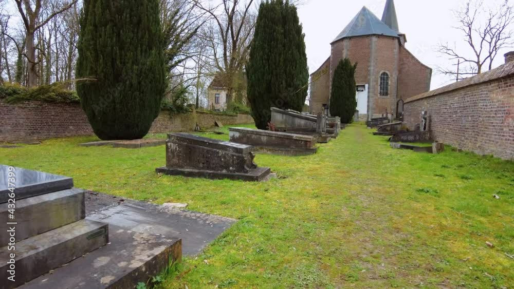 Cimetière - Traveling sur croix