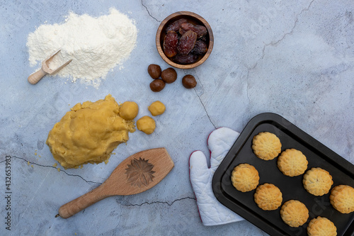 Desserts Eid al-Fitr , date sweet Cookies baked for Eid Eid al - Fitr called  mamool or Kahk. photo