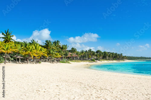 Bild auf Leinwand Belle Mare coast, Mauritius Island