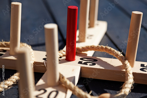 games where you have to aim and shoot rings at targets