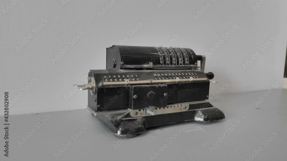 Handle Retro Calculator. Slider view Handle Retro Calculator. Slider view