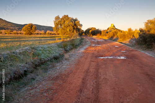 Camino del Castillo de Navahermosa. Toledo. España. Europa. photo