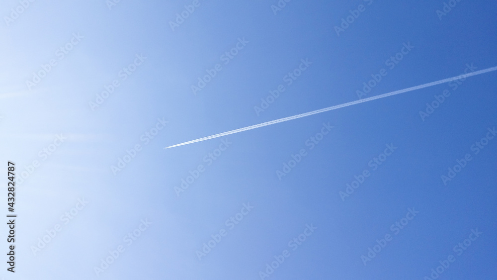 there is an airplane in the sky there is an airplane in the sky