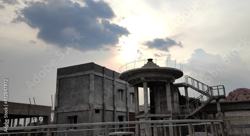 BUILDING WATER FILTERS HOUSE CONSTRUCTION