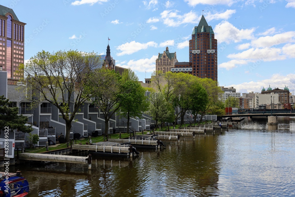 City of Milwaukee Urban Living 