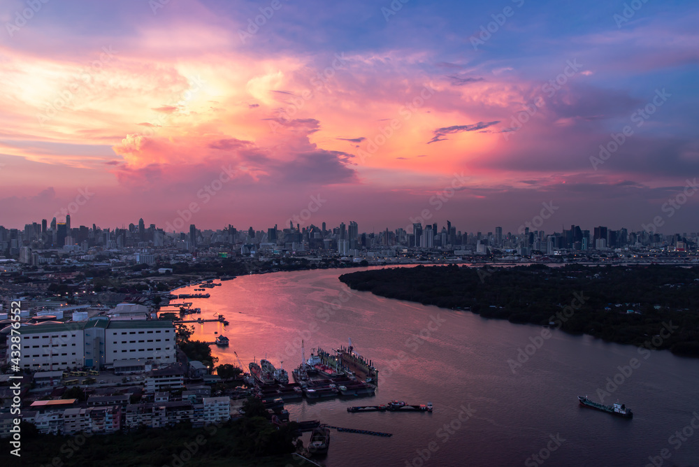 Beautiful curve of the chao phraya river in the evening time. Good time for waiting the sunset last light of the day, Nice city view, Selective focus.