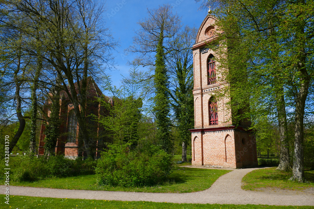 Sankt Helena und Andreas Kirche in Ludwigslust Sankt Helena und Andreas Kirche in Ludwigslust