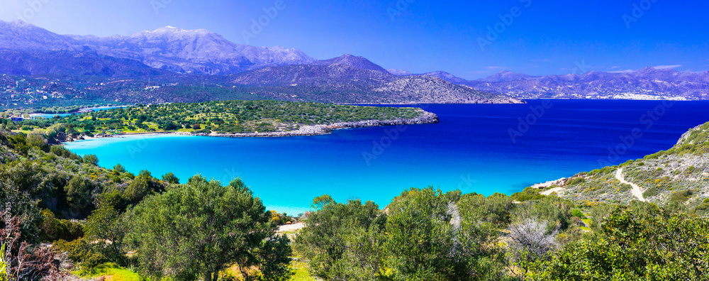 Fototapeta Najpiękniejsze plaże Krety - zatoka Istron w pobliżu Agios Nicolaos. Grecja krajobrazy przyrody