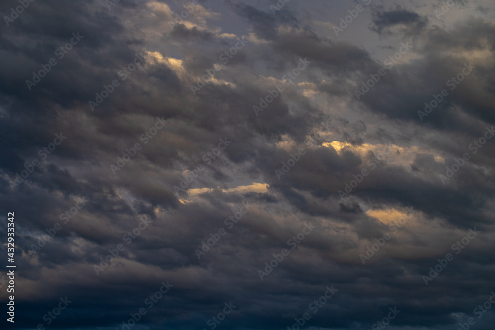 abendliche Wolkenstimmung