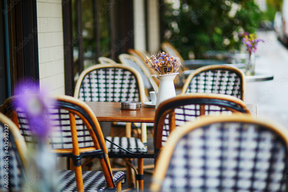 Table of traditional Parisian outdoor cafe