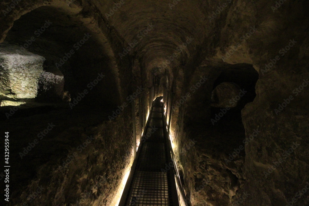 Naklejka premium stairs to the crypts