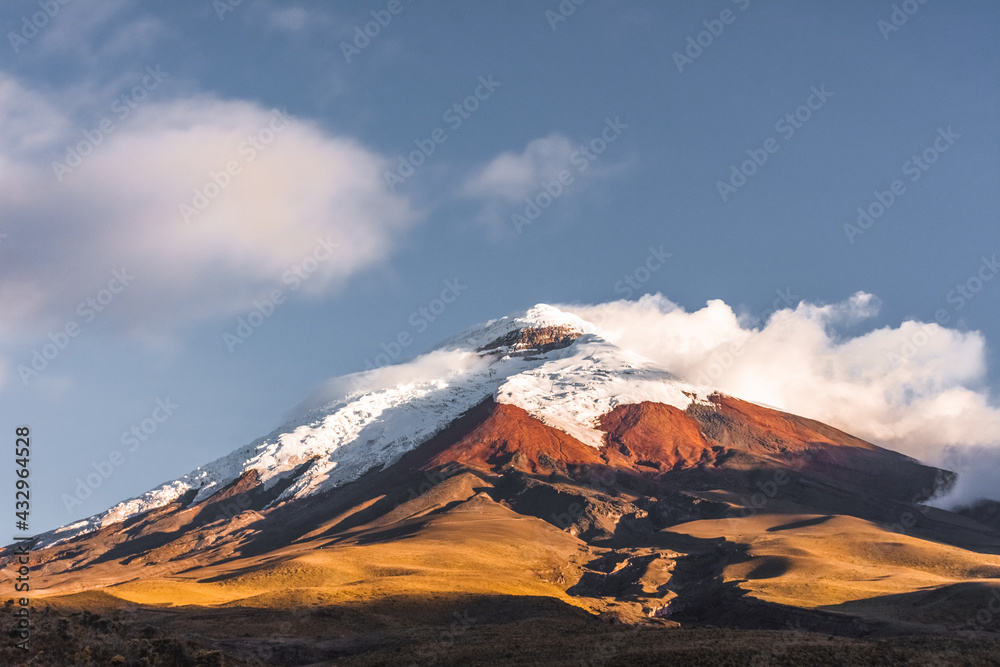 Cotopaxi, volcán en Ecuador