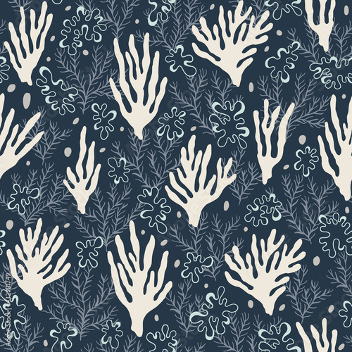 Hand-Drawn Doodle Sea Corals, Pebbles and Seaweed Vector Seamless Pattern. Summer Beach Seaside Print. Ocean Fashion Textile Blue and White Background. Seashore Elements Texture for Fabrics