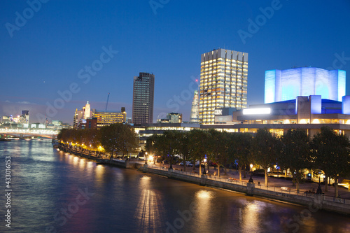 Evening view of the National Theatre on the South Bank in London © chris