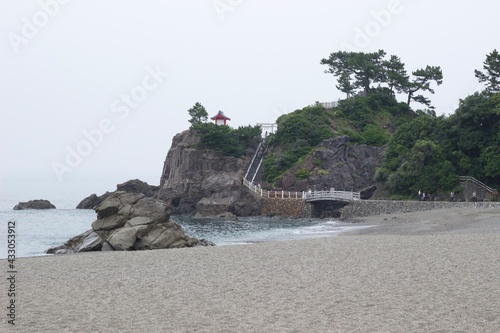 海辺の神社 photo