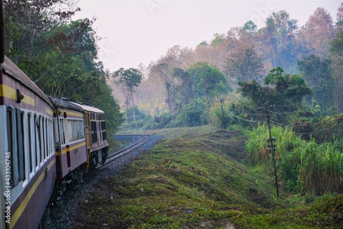 travel by train to see the north region of Thailand