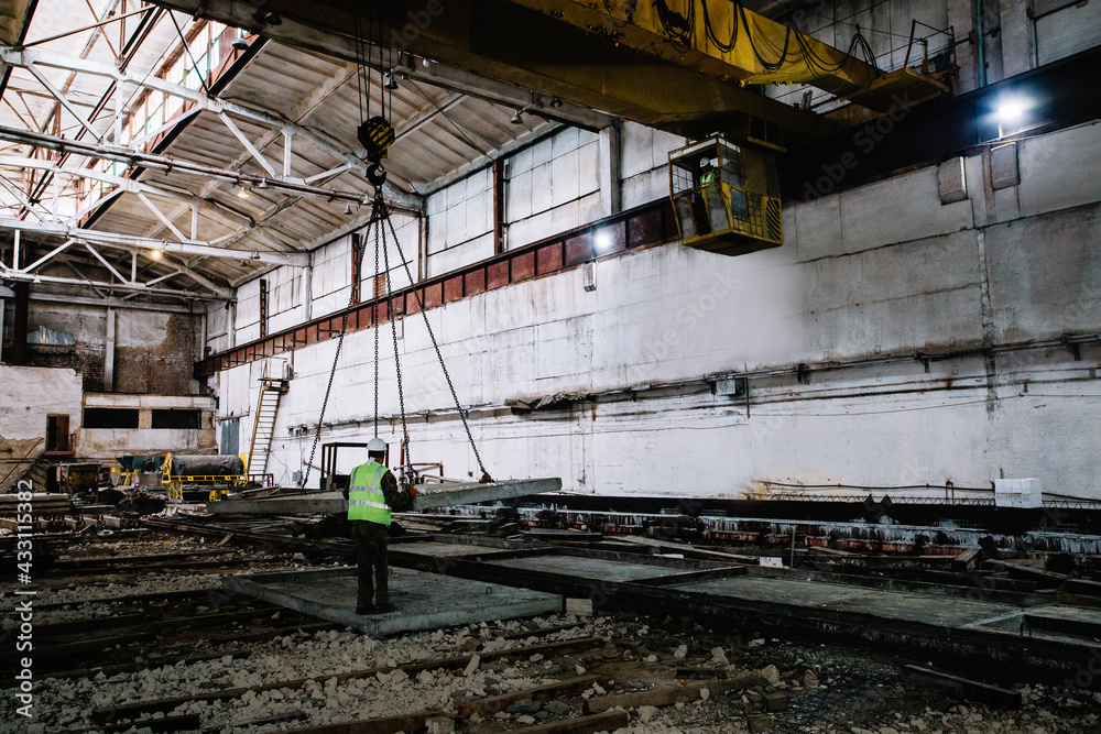 hangar plant for the creation of concrete structures