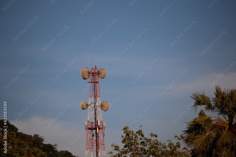 Obraz premium mobile phone tower