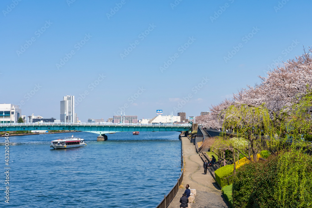 【東京都】都市風景 春の隅田公園