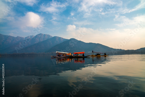 Dal Lake, Kashmir photo