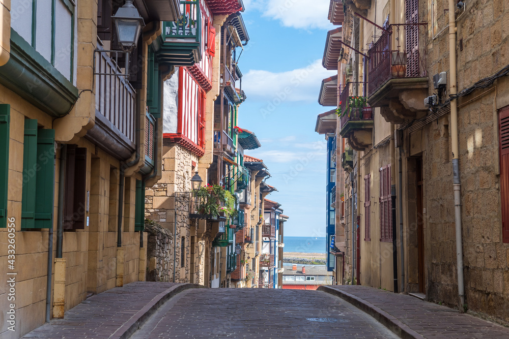 Fototapeta premium colorful streets of hondarribia town, Spain