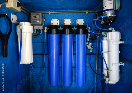 Water filter system or osmosis, water-purification. Commercial use.