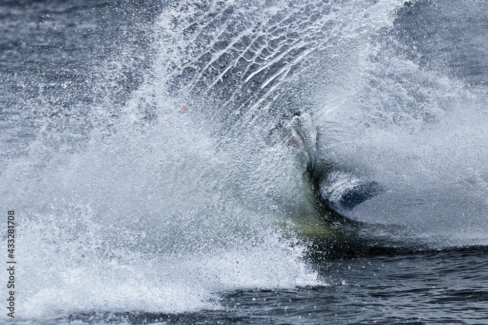 Naklejka premium splash in water