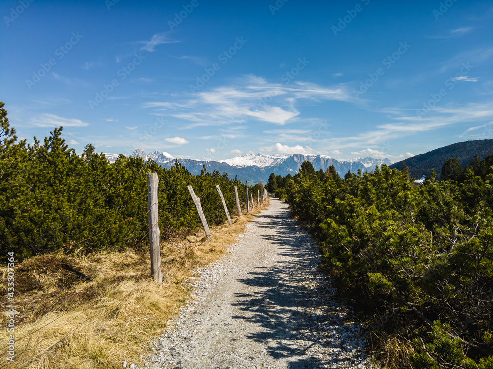 Sentiero Alpe di Villandro, Alto-Adige, Dolomiti