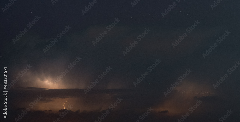 Lightning storm om Mediterranean Sea