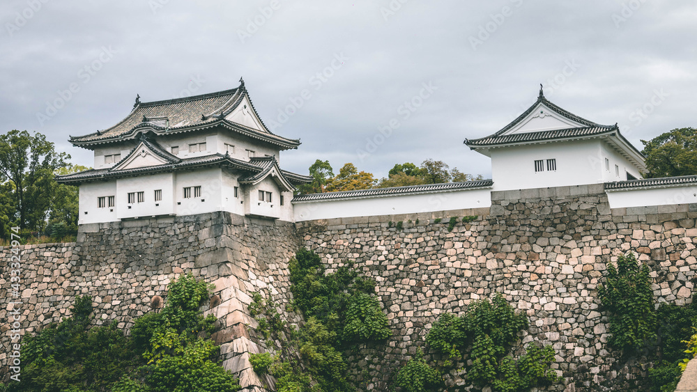 Naklejka premium Osaka Castle - Japan