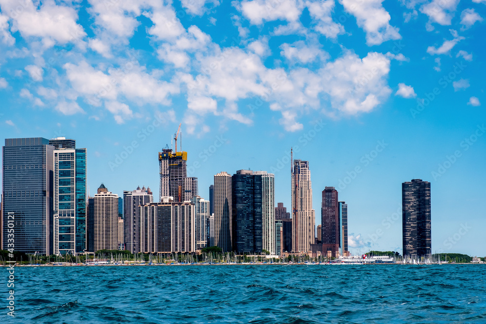 Fototapeta premium City of Chicago Skyline and the Lake Michigan, Illinois, USA