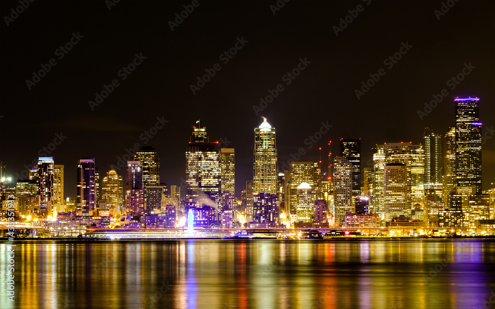 Seattle city scape at night with reflection   lake,Seattle,Washington,USA