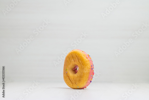 DONUTS