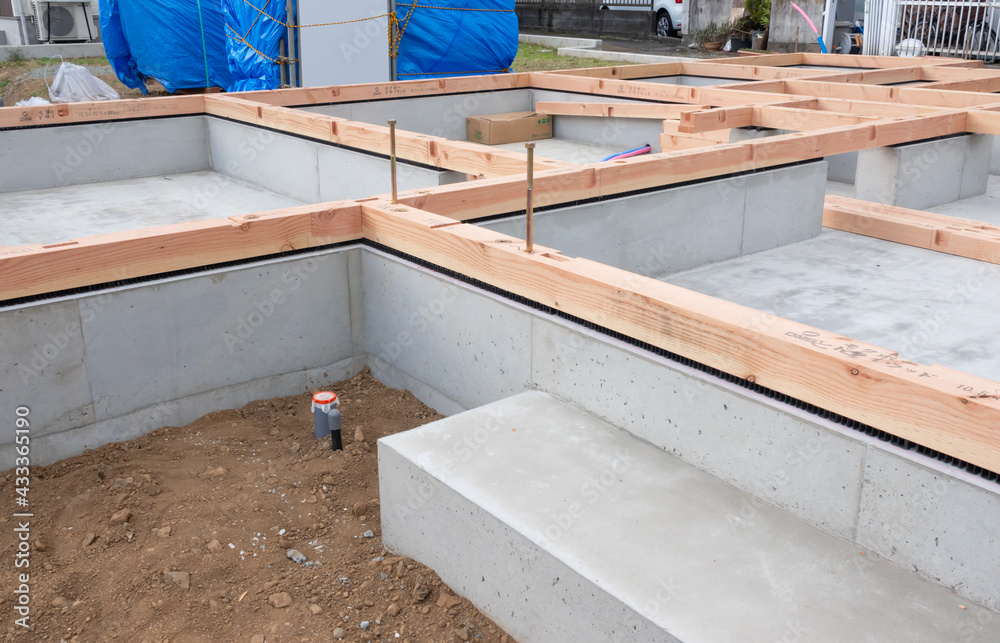 住宅の基礎工事 ベタ基礎 Stock 写真 | Adobe Stock