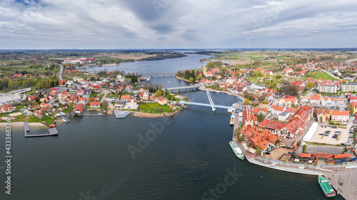 Fototapeta Naklejka Na Ścianę i Meble -  Mikołajki-miasto na Mazurach w północno-wschodniej Polsce