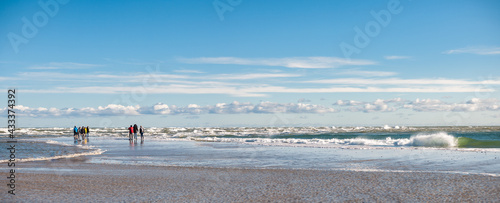 Fotografie Spaziergang am Strand von Skagen in Dänemark an einem herrlichen Tag