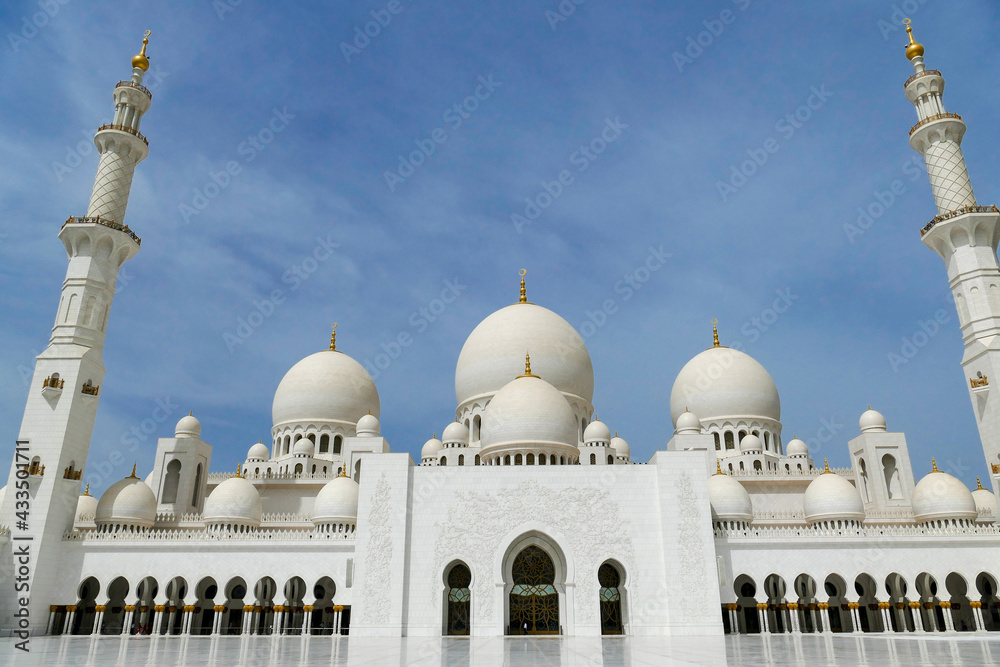 Fototapeta premium United Arab Emirates, Abu Dhabi, Mosque Sheikh Zayed