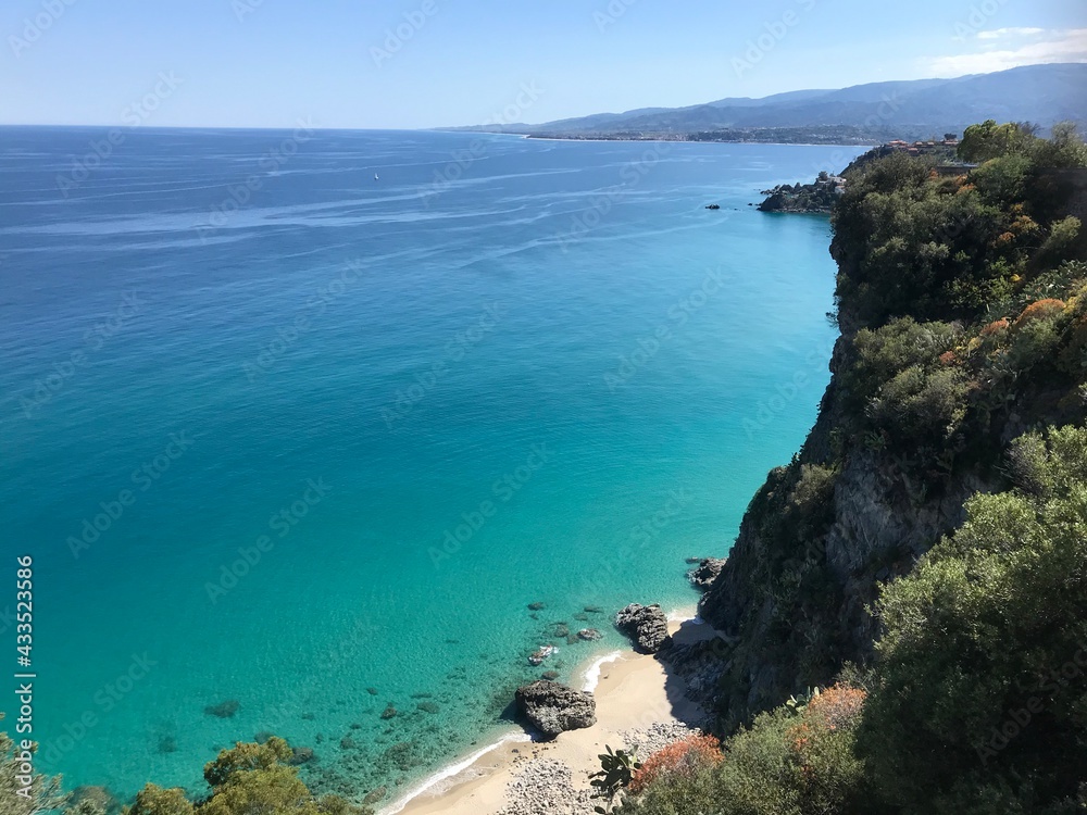 Viaggio infinito nei mari del sud Italia