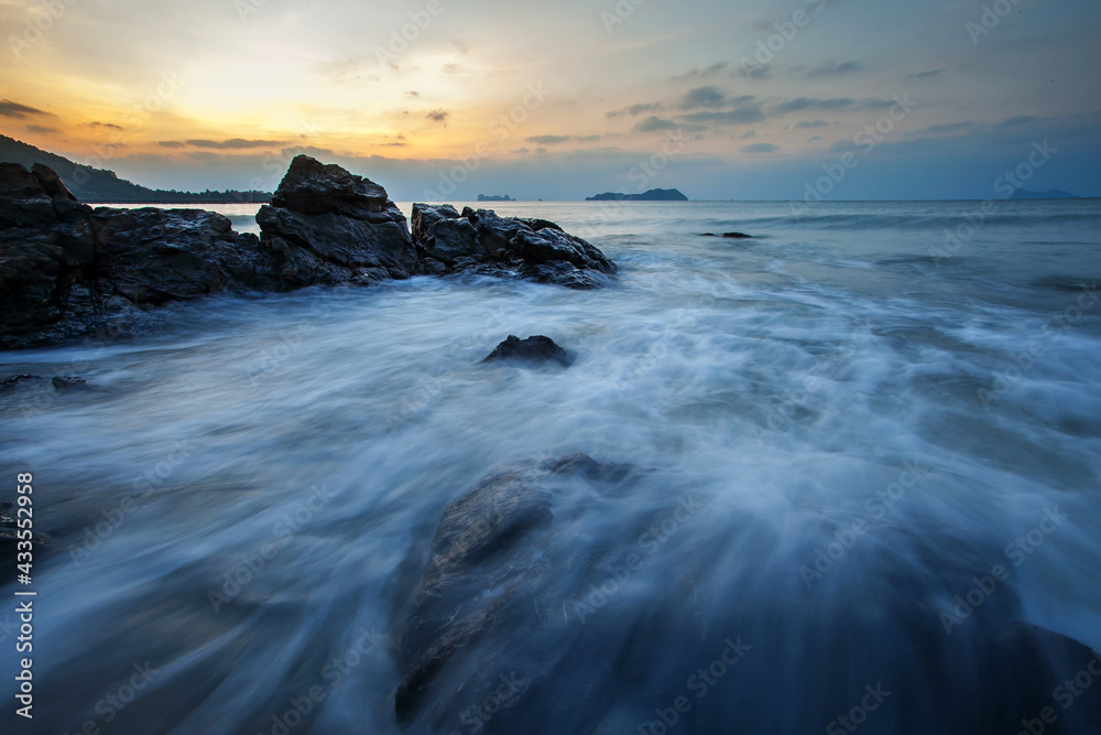 Fototapeta premium Beautiful viewpoint at Phangnga, Thailand