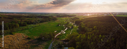 Swędrnia mała rzeczka dopływ Prosny w okolicach Kalisza Polska