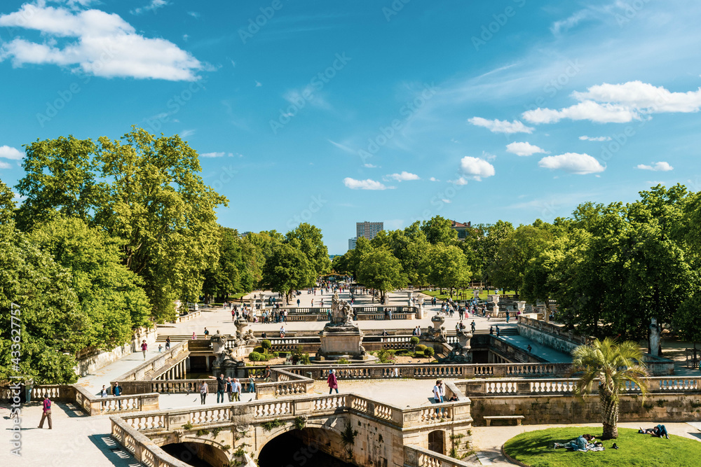 Obraz premium Jardins de la Fontaine Nîmes França