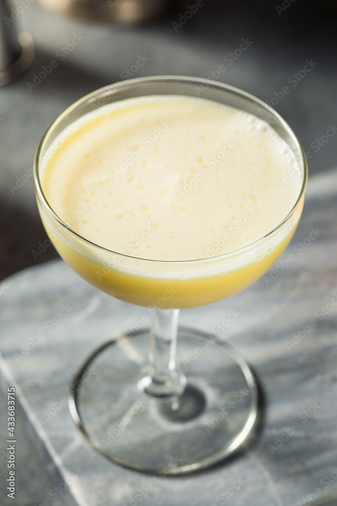 Refreshing Boozy Golden Dream Cocktail Refreshing Boozy Golden Dream Cocktail