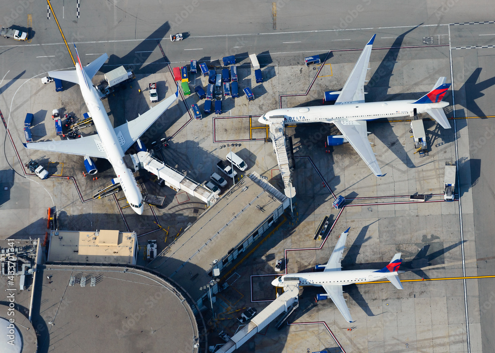 Foto Stock Delta Airlines terminal at Los Angeles International Airport