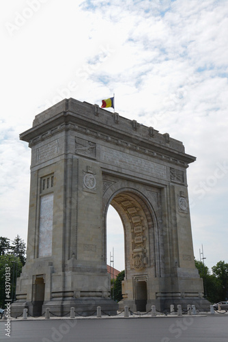 Arc de Triomphe à Bucarest © Romain