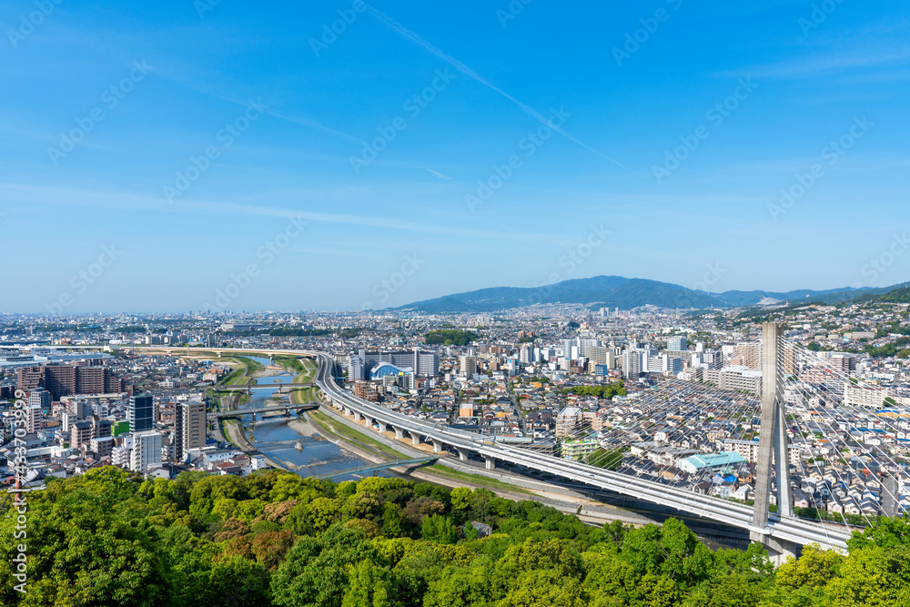 Obraz premium [大阪府]晴天の池田市五月山秀望台からの景色