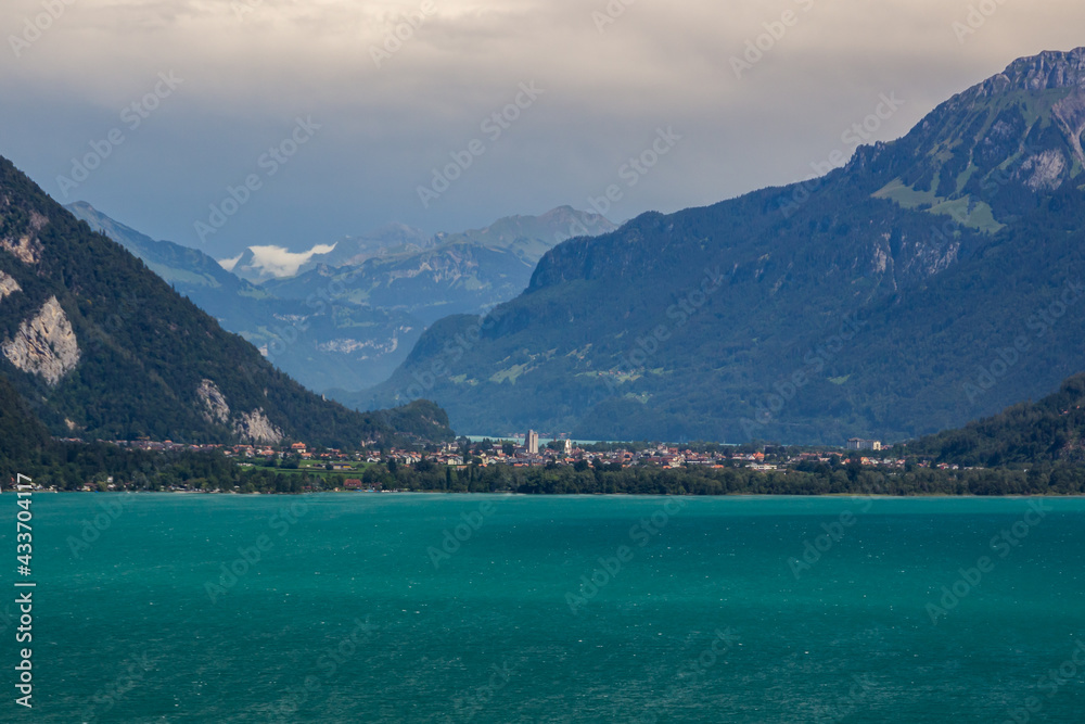 Obraz premium Thuner Lake in Swiss Alps