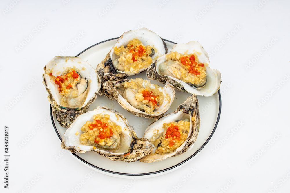 Braised oysters with garlic