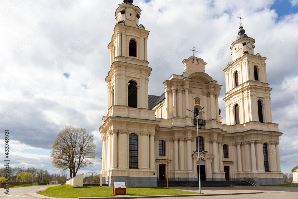 Obraz premium old church in a small town in the east