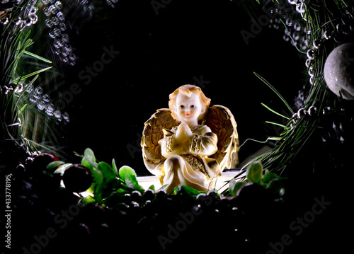 angel in the christmass wreath