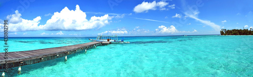 Panorama Blick, Trauminsel - Malediven  Paradies im Indischen Ozean, türkis-blauem Meer   © Nina